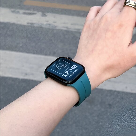 Apple Watch Band Waterproof Magnetic Adjustable Stylish Strap Watch Band Green - Picture 3 of 8